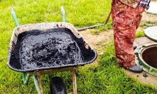 Чистка выгребной ямы в Минеральных Водах – цена от 513 руб. | 2Землекопа-Мнр